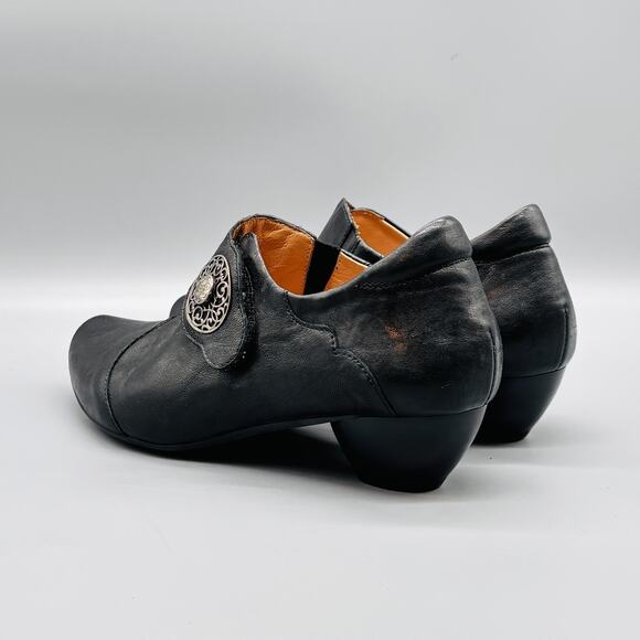 Think Shoes Womens 7 Black Leather Mary Jane Pumps Low Heel Slip On Walking - Picture 5 of 11